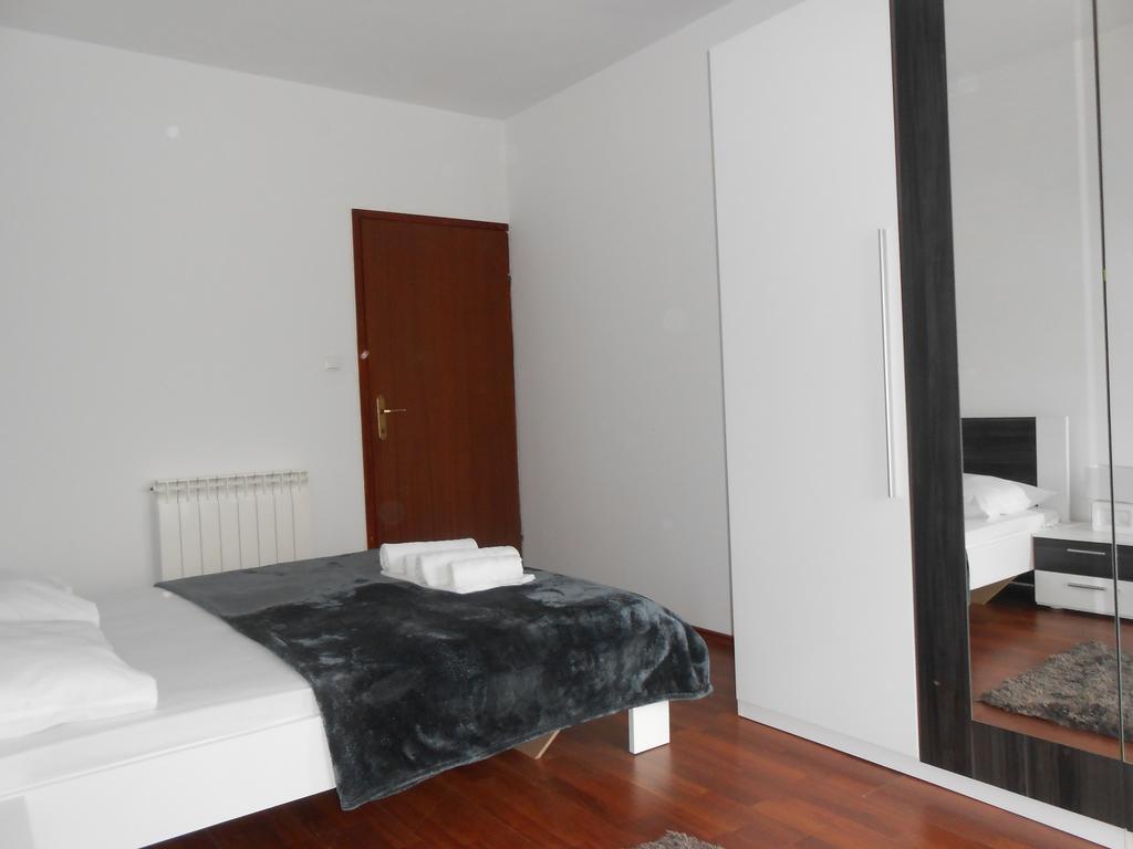רוביני Apartment Petric מראה חיצוני תמונה