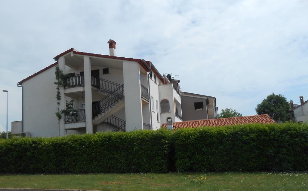 רוביני Apartment Petric מראה חיצוני תמונה